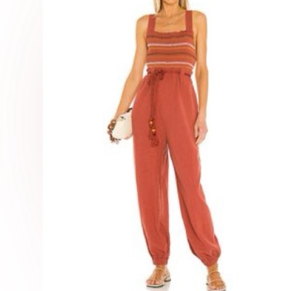 Free people sienna smocked jumpsuit in sumac color size M - Picture 8 of 8